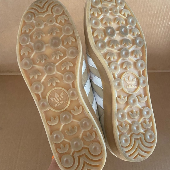 adidas Women's Gazelle Indoor Casual Shoes 'Magic Beige' | US 10 - Picture 6 of 8